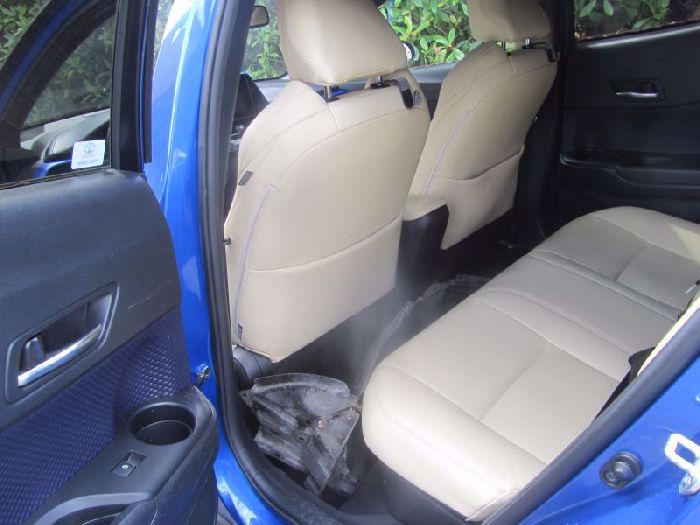 Auto 140257-12.jpg